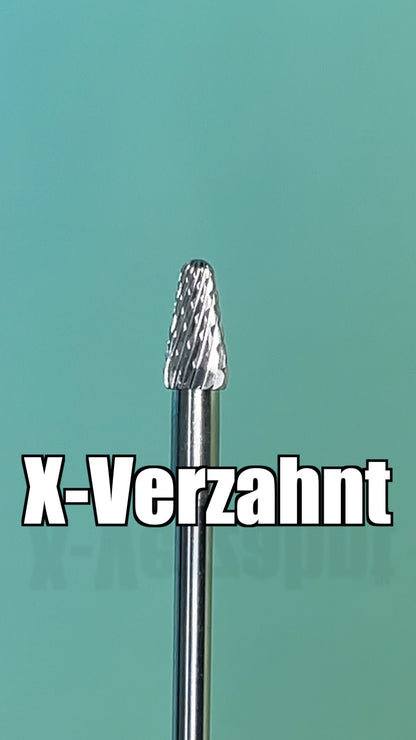 X-verzahnter Hartmetallfräser aus dem Mykose-Set zum Reduzieren verdickter Nägel